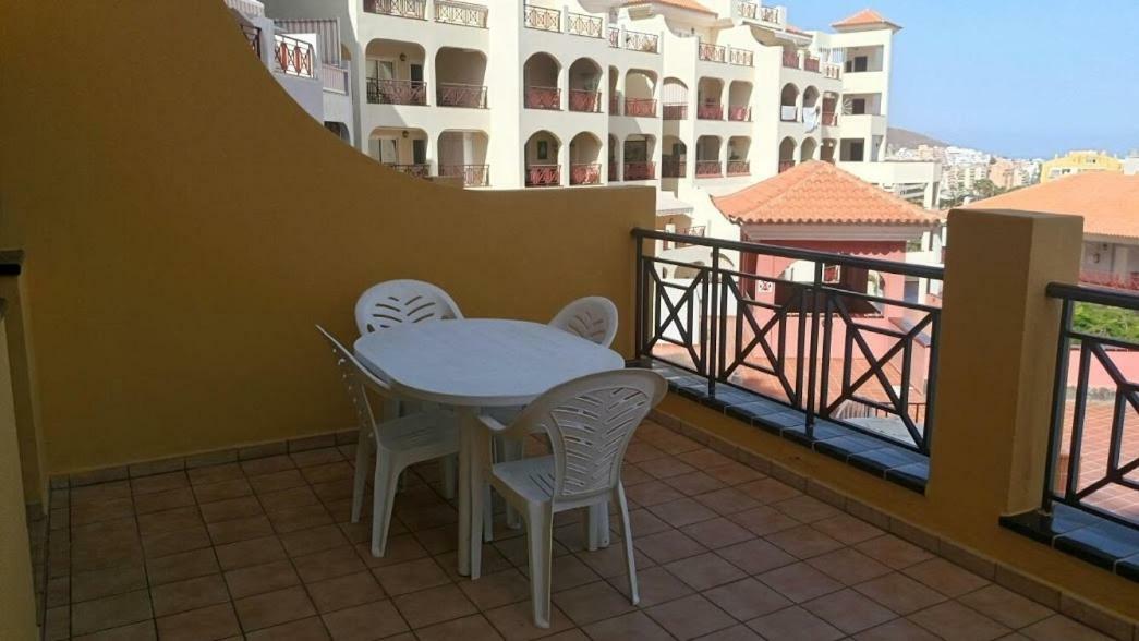 Apartamentos Dinastia Los Cristianos  Dış mekan fotoğraf